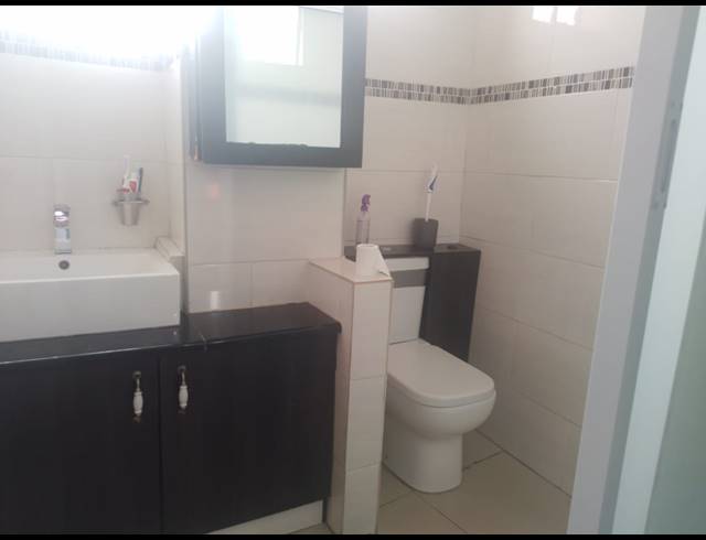 2 BEDROOM FLAT FOR SALE IN WINDERMERE